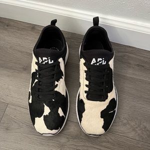 APL Iconic Techloom Phantom Cow Sneaker